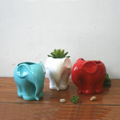 China 2018 Wholesale Beautiful Elephant Terracotta Flower Pots Succulents Planter Pots For Home Decor for sale