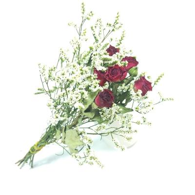 China Modern Natural Dry Home Decoration Rose Gypsophila Crystal Grass Matching Flower Wedding Party Valentine's Day Gift for sale