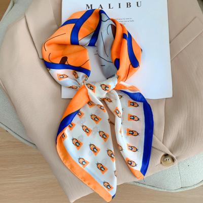 China Popular Scarf Factory Fashion Square Beach Towel Winter Sunscreen Headcloth 70X70CLM The New Trolley Print Scarf Popular Scarf Wholesale for sale