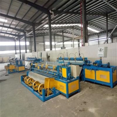 China Chain Link Fence Weaving Fence Making Machine Chain Link Wire Mesh Machine for sale