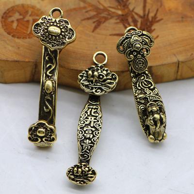 China Lucky Five Emperor Money Car Key Chain Accessories Pure Copper Metal Pendant Gift for sale