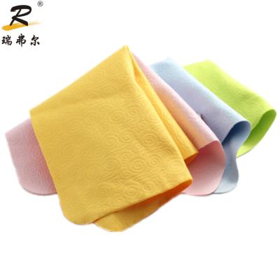 China High Quality Lens and Mobile Phone Screen Cleaner Custom Logo Printed Microfiber Lens Cleaning Cloth for sale