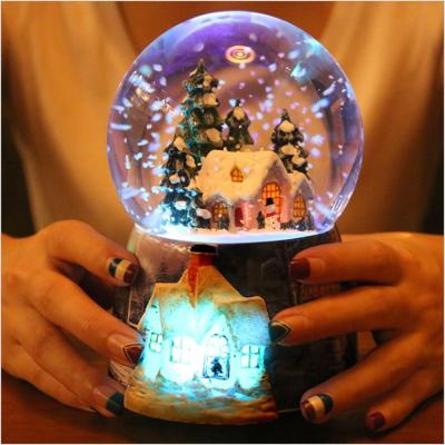 China Free Shipping Cheap Crystal Ball Music Box Snow Christmas Gift Chirstmas Gift Bedroom Birthday Gift Music Box for sale