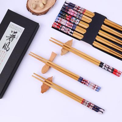 China Cat Designs Customized Japanese Reusable Chopstick Viable Wholesale Promotional Gift Box Wooden Chopsticks for sale