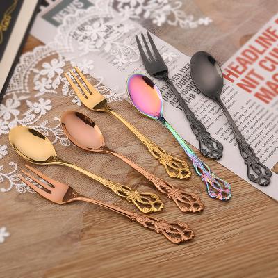 China Disposable Reusable Creative Colorful Spoon Fork Korean Flatware 304 Stainless Steel Metal Cutlery Set for sale