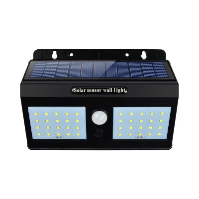 China Double Head 40/50/60/80 LED Solar Garden Light Outdoor Modern Outdoor Wall Light for sale