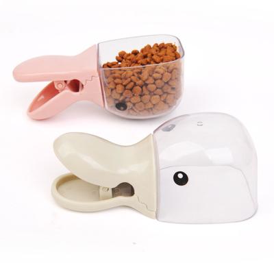 China Cute Duck Clip Pet Food Measuring Multifunctional Plastic Scoop Spoon Pet Food Cup Clip Viable For Pet Food for sale