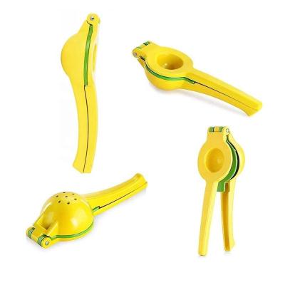 China Car Customized Color Logo Stainless Steel Aluminum Alloy Manual Hand Squeezing Fruit Citrus Lemon Juicer Orange Juicer for sale