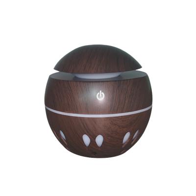 China Hot Selling Household USB Electric Mute 7 Color Led Cool Air Mist Essential Oil Humidifier Lightweight Mini Ultrasonic Humidifier Home Use for sale