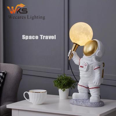 China EUROPEAN Astronaut Lamp 3D Theme Park Kids Night Light Night Lamp for Kids Study Room, Classroom Table Light Astronaut Lamp for sale