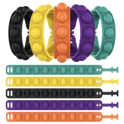 China Adjustable Fingertip Eco Silicone Decompression Logo Dropshipping Restless Person Toy Wristband Washable and Eco-friendly Device for sale