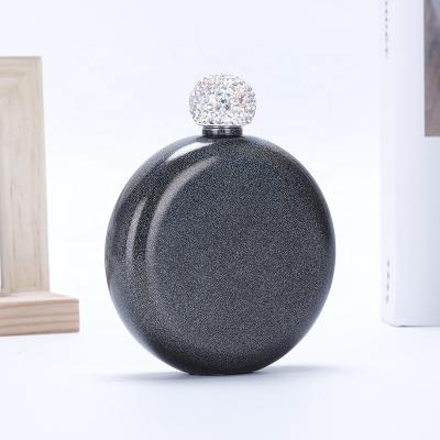 China Minimalist Premium Handmade Box Jug Box Wine Liquor Bottle Scotish Hip Flask With Rhinestone Lid for sale