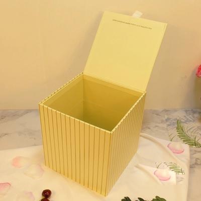 China Custom Luxury RIGID Rigid Square Hat Box from Handmade Product SQIUARE for sale