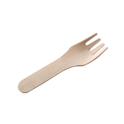 China Dispoasble Top Quality Biodegradable Wooden Spoon Fork Knife Birch Wood Cutlery Sets for sale