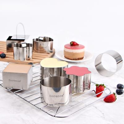 China Sustainable Stainless Steel Cake Rings Cake Mousse Mold For Pastry Cake Mousse And Pancake for sale