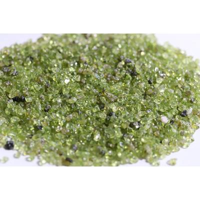 China China Wholesale Natural High Quality Olivine Stones With Case Crystal Chips Gravel Tumbled Crystals Bulk Healing Stones for sale