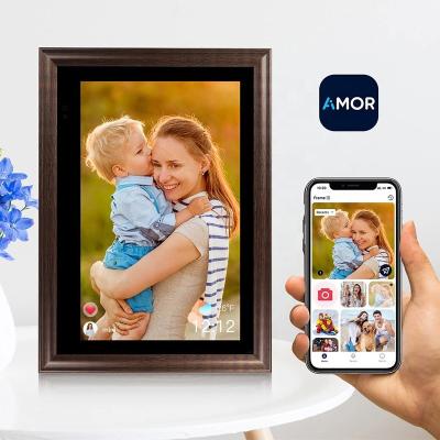 China Wifi AEEZO 8GB Touch Screen AiMOR Wall Mounted Fancy Wooden App Large Wifi Digital LCD Photo Frame for sale