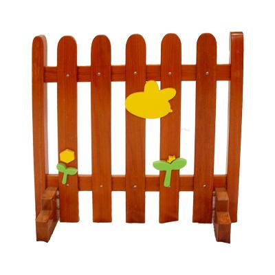 China Swimming Pool Wood Child Safety Fence Wooden Garden Fence for sale