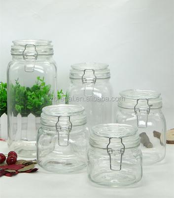 China Sustainable Cheap Clear Square Glass Storage Jar With Clip Glass Lid for sale