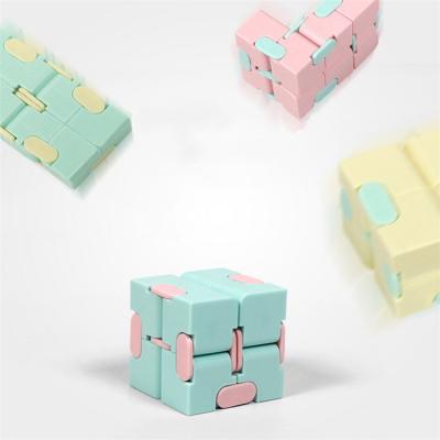 China Modern Creative Infinite Magic Pocket Cube Decompression Artifact Puzzle Pocket Cube Toy for sale