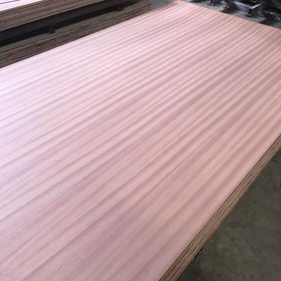 China Best modern sapeli/walnut/red oak film faced natural china fancy plywood veneer for sale