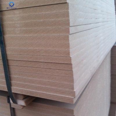 China Single Board 18mm Raw MDF Moisture Proof / Medium Density Fiberboard Price / Fire Resistant And Moisture Proof MDF for sale