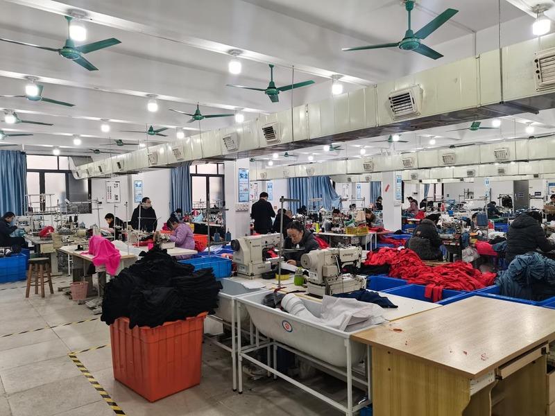 Verified China supplier - Guangzhou Miqi Apparel Co., Ltd.