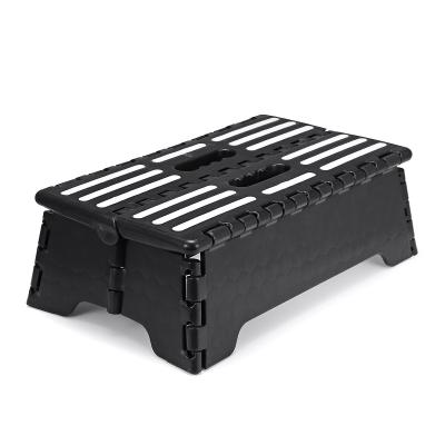 China Modern Plastic Lightweight Portable Folding Step Stool Sturdy Enough To Support Older Pregnant Suitable For Kitchen Bathroom Toilet for sale