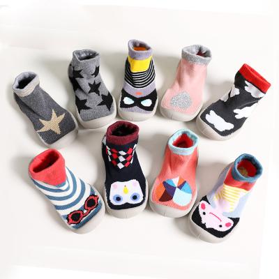 China Cute Floor Walker Baby Socks Shoes for 0-3 Years Toddler and Infant Boys Girls Cartoon Non Slip QUICK DRY Grip for sale