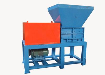 China Horizontal Rubber Crushing Machine Shredder Machine Making Rubber Granule for sale