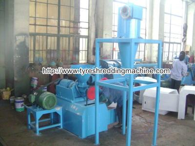 China Powder Crumb Rubber Grinding Machine Recycling Scrap Tires Eco Friendly for sale