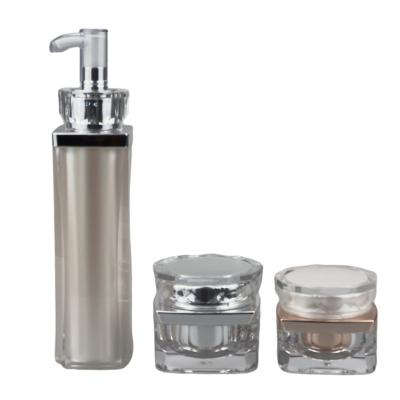 China Luxury Empty Cosmetic Acrylic Lotion Bottle 30g 50g 100ml Pet Bottle 150ml 200ml 250ml Acrylic Lotion Bottle With Pump for sale