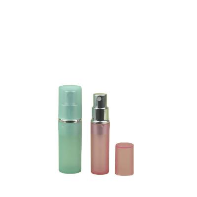 China Mini Cosmetic Plastic Atomizer Bottle 5ml 10ml Pressure Perfume Spray Vials Travel Spray Bottle for sale