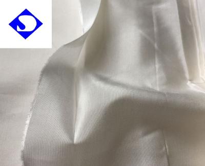 China Breathable Dress Blouse Flower Factory Dyed Woven White Greige Fabric 16mm 40 60 Cotton Blend 54GSM 140cm Width Silk Cotton Fabric for sale