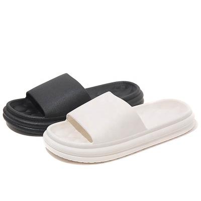 China Cushioning Custom Size Mens Large Logo Indoor Soft Thick Unique Slippers With Women Summer Nice Kenn Anti-skid Slippers for sale