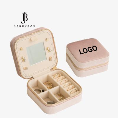 China Wholesale Square Travel Jewelry Gift Box Suede Velvet Jewelery Box With Zipper for sale