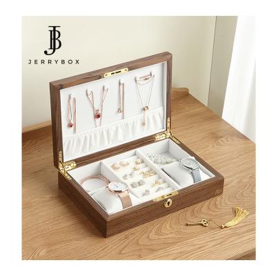 China Wholesale Luxury Browen Wooden Jewelry Stroage Jewelry Box with Key for Ring/Gift Storage for sale