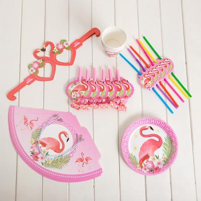 China Festival Decoration Flamingo Party Supplies Tableware Kit 6 Guests Pack Kids Rainbow Birthday Party Supply Set for sale