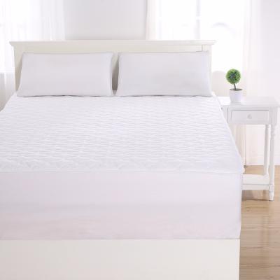 China Well Breathable Thin Sleeping Mattress Protector Pad for sale