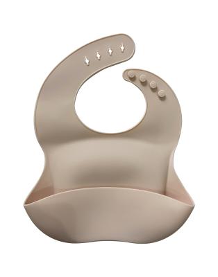 China BPA Free Food Grade Silicone Baby Product Soft Waterproof Easy Clean Bibs for sale