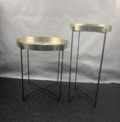 China Fashionable and modern occasional iron art home tea table and removable portable table for sale