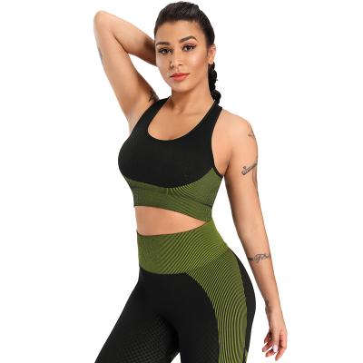 China 2021 New Breathable Wholesale Seamless Women 2 Piece Yoga Set New Knitted Hip Stretch Fitness Yoga Suit for sale