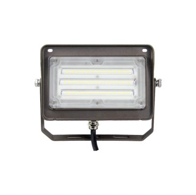 China Outdoor Mounted Garden RTS Yard IP65 120lm/W Sensor 50w Led Floodlight for sale