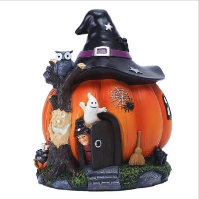 China Exquisite Resin Halloween Ornament From Europe Manufacturer Halloween Figurine In Sculpture Custom Retail Decoration for sale