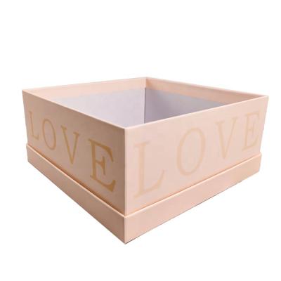 China Recycled Materials Wholesale Environmentally Customize Square Small Love Flower Gift Packing Hat Box With Rose Or Gift for sale