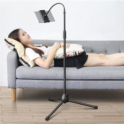 China 2021 New Creative Design 1.7M Long Adjustable Flexbile Arm Gooseneck Floor Stand Stand For iPad Tablet PC Mobile Phone for sale