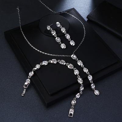 China Fashion Simple Style Necklace Earrings Bracelets Jewelry Set Women Chain Jewelry Set for sale