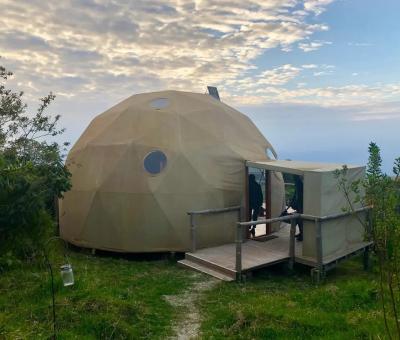 China Winter Buitenopblaasbare koepeltent Grote geodetische gigantische iglo tent Te koop