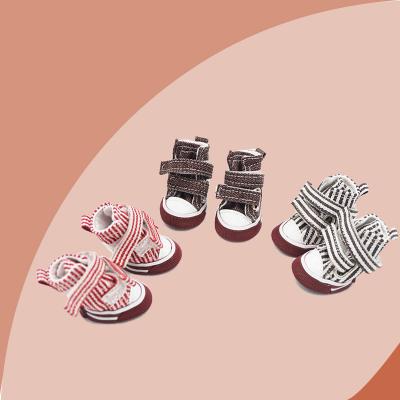 China 4pcs viable set new fashion 2021 cute dog denim canvas shoes striped anti-slip dogs shoes for sale