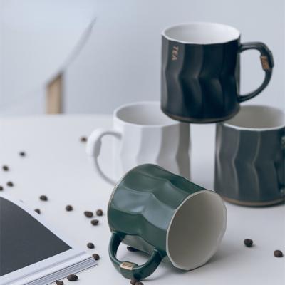 China Disposable solid color Japanese-style striped urban simple four-color ripple water factory direct sale couple cup ceramic mug for sale